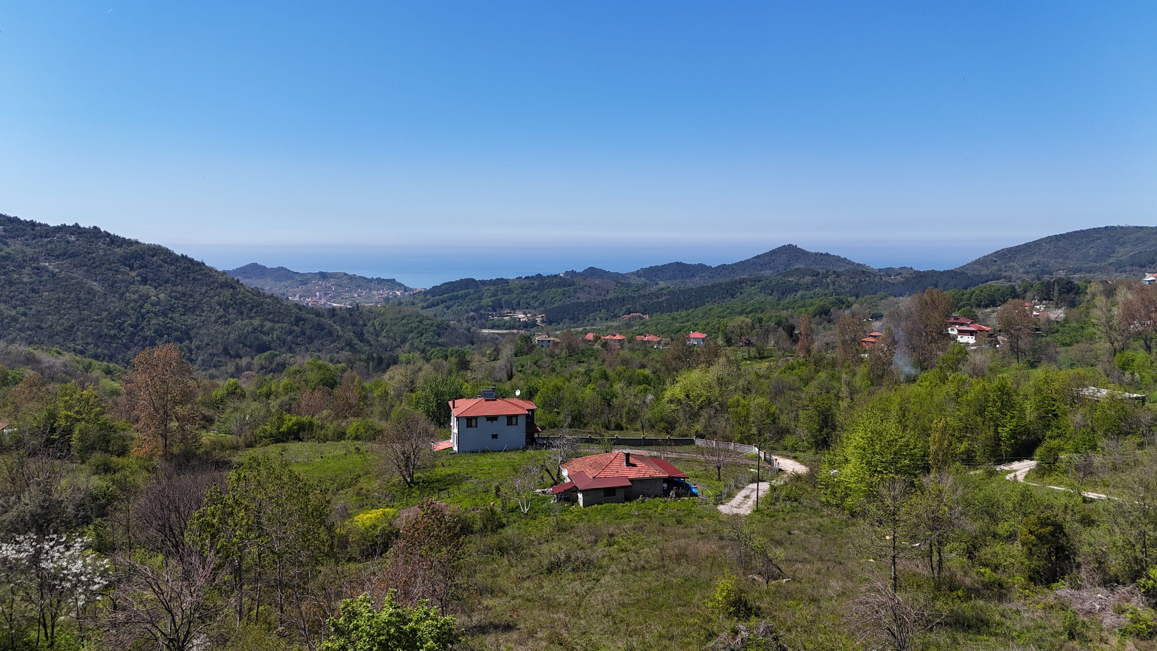 BARTIN - AMASRA - ALİOBASI KÖYÜ SATILIK ARSA